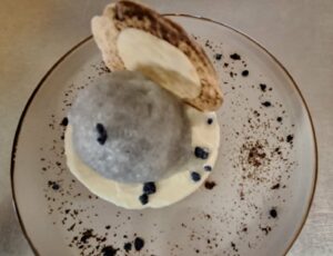 Veilchensorbet, Topfenkuchen